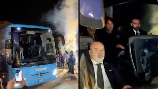 🔥 JUVENAPOLI larrivo del pullman a Torino accoglienza PAZZESCA 😍 [upl. by Zennas]