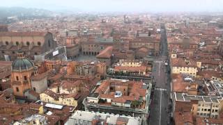 Vistas de Bolonia desde la Torre Asinelli  wwwviajeroscallejeroscom [upl. by Anjali]