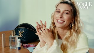 Les essentiels du sac de Hailey Bieber  In The Bag  Vogue Paris [upl. by Aires]