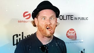 Corey Taylor  What Help Funny Moment 2017 [upl. by Hoy480]