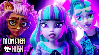 Twyla Manipulates Dreams Using Her Powers w Clawdeen Deuce amp Draculaura  Monster High [upl. by Quinton]