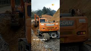 Đôi máy xúc Doosan DX140 múc đất hạ cua đỗđứcquyềntv đỗđứcquyền [upl. by Lak]