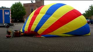 Radiografische luchtballon op plein Trefhoek te Almelo [upl. by Chrotoem312]