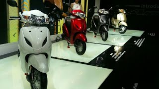 Honda Activa 5G vs Activa 4G vs Activa 3G vs 2G vs Activa  Auto Expo 2018  MotorOctane [upl. by Averil419]