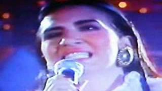 ZSAZSA PADILLA  quotHiramquot Live [upl. by Enoitna894]