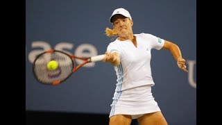 2017 US Open Henin sends blistering backhand [upl. by Backer]