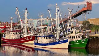 119 Kutterregatta in Büsum auslaufen der Schiffe aus dem Hafen [upl. by Herby924]