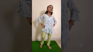 m tota poem par baby girl dance like or subscribe 🎈🎈💐💐 [upl. by Perlis]