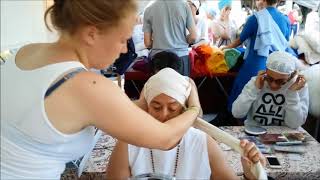 Turban tying at the European Yoga Festival Style 1 [upl. by Neroled]