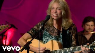 Carly Simon  Youre So Vain Live On The Queen Mary 2 [upl. by Laise]