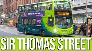 Ônibus na Sir Thomas Street LiverpoolReino Unido [upl. by Bywaters]