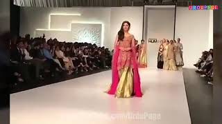 Mahira khan dance during ramp walk [upl. by Lubet]