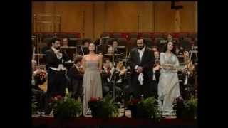 Angela GheorghiuLuciano Pavarotti  Modena 2001  LIVE IN CONCERT [upl. by Airahcaz]