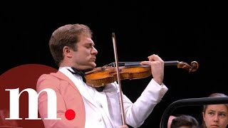 Renaud Capuçon with Jaap van Zweden  Mendelssohn Violin Concerto No 2 EXTENDED VIDEO [upl. by Wappes]