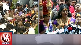 Jogini Shyamala About Lashkar Bonalu  Secunderabad Ujjaini Mahakali Temple  V6 News [upl. by Petra]