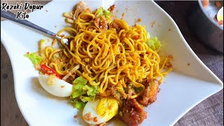 Rojak  Rojo Mee Kuning  Ringkas Pun Bila Makan Terasalah Kesedapan Nya [upl. by Penoyer]