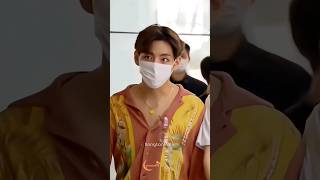 Eye contact kimtaehyung btsvhandsome taehyungsong vversion btsarmy [upl. by Finlay405]