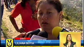 Mueren dos personas por volcamiento de una gandola en autopista Caracas La Guaira [upl. by Gaeta]