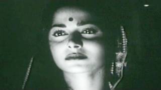 Waqt Ne Kiya Kya Haseen Sitam  Waheeda Geeta Dutt Kaagaz Ke Phool Song [upl. by Odette853]