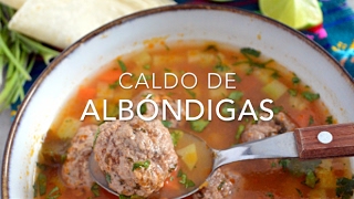 SOPA O CALDO DE ALBÓNDIGAS  Recetas fáciles Pizca de Sabor [upl. by Ahsirahc]