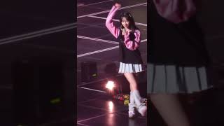 에스파 Yeppi Yeppi 2023 aespa 1st Concert SYNK  HYPER LINE [upl. by Ainyt446]