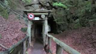 Vulkanen in de Eifel Een kijkje in de Vulkaan van Arensberg [upl. by Llenrod]