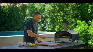 Step 6 How to cook your pizza in the Ovana Portable Pizza Oven [upl. by Mahda]