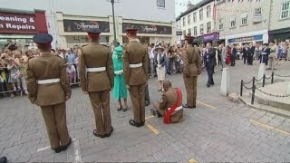 Soldier sits down as tribute to Queen [upl. by Mera]