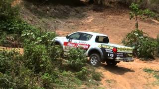 Mitsubishi L200 2013  Test Drive [upl. by Yarod]