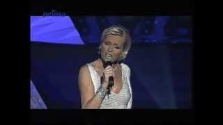 Helena Vondráčková  Dlouhá noc live 2002  nejenHIT roku 2001 [upl. by Arded715]