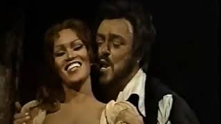 Luciano Pavarotti Bella figlia dellamore Live 1981 [upl. by Lleirbag]