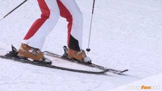 Learning to ski Snow Plow  Carving in the wedge position  English [upl. by Avrenim605]