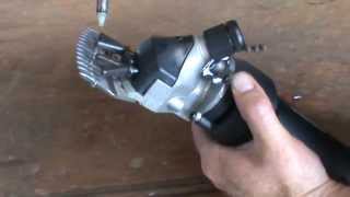 Shearing  Oiling your Clipper correctly How to oil your shearing handpiece [upl. by Mohammed138]