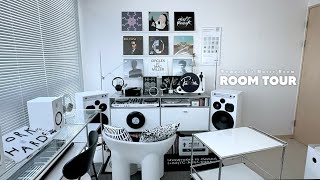 LP 덕후의 15룸 오피스텔 룸투어 ROOMTOUR  1 자취방 음악공간 투어  턴테이블 스피커 음악장비 소품 가구 조명 추천 [upl. by Torbert]