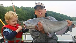 How to catch catfish in a lake  Catfishing tips and techniques [upl. by Nodnar]