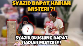 YAZID UNBOXING HADIAH DARI FANS SAMBIL NYANYI MADU 3  BERANI NYA KAMU [upl. by Leid]