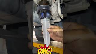 Is this a smart way to remove oil filter [upl. by Carmelle986]