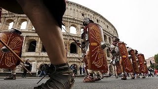 Grande festa a Roma che spegne 2769 candeline [upl. by Ttebroc]