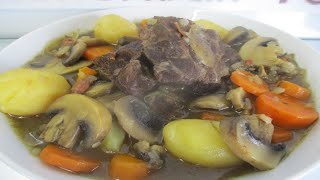 Ragoût de noix de joue de bœuf et ses légumes  recette de ragoût [upl. by Gut687]