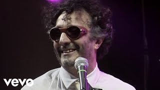 Fito Paez  A Rodar Mi Vida En Vivo [upl. by Drofnil374]