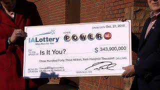 Powerball JackpotWinning Ticket Sold in Redfield Iowa [upl. by Shepherd727]