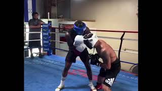 Richardson Hitchins sparring  Esnews boxing [upl. by Winfrid]