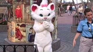 Marie  The Aristocats  Epcot  Disney World [upl. by Sebastiano]