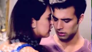 Jencarlos Canela  Inovidable Letra Monica Spear [upl. by Beckett]