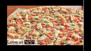 Gourmet Chicken Garlic Thin Crust delite Pizza [upl. by Buchbinder]