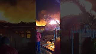 Veldenvlei family home in flames [upl. by Nileek898]