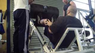 1037 LBS 470 KG X 3 LEGPRESS BEINPRESSE AKOthePERSIANkiller [upl. by Minna]