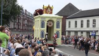 63e Bloemencorso Valkenswaard Corsostart 11092016 15 [upl. by Ailasor]