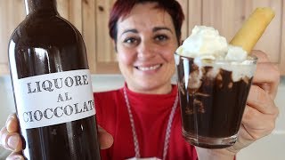 LIQUORE AL CIOCCOLATO Fatto in Casa Ricetta Facile  Homemade Chocolate Liqueur Easy recipe [upl. by Anaujal807]