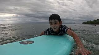 1 surf lesson pavones local  Isaac 7 años futuro pro surf [upl. by Stanwood]